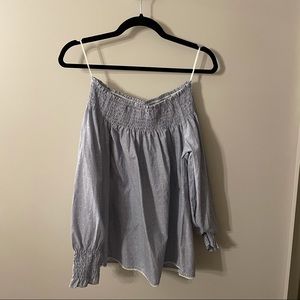 NWOT Sfera cold shoulder top / blouse